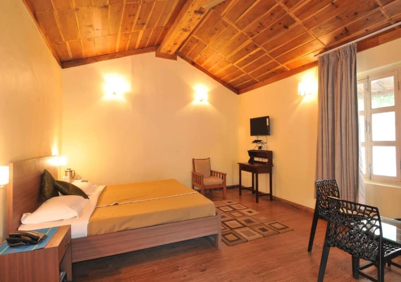 The Lake Resort Naukuchiatal Exterior foto